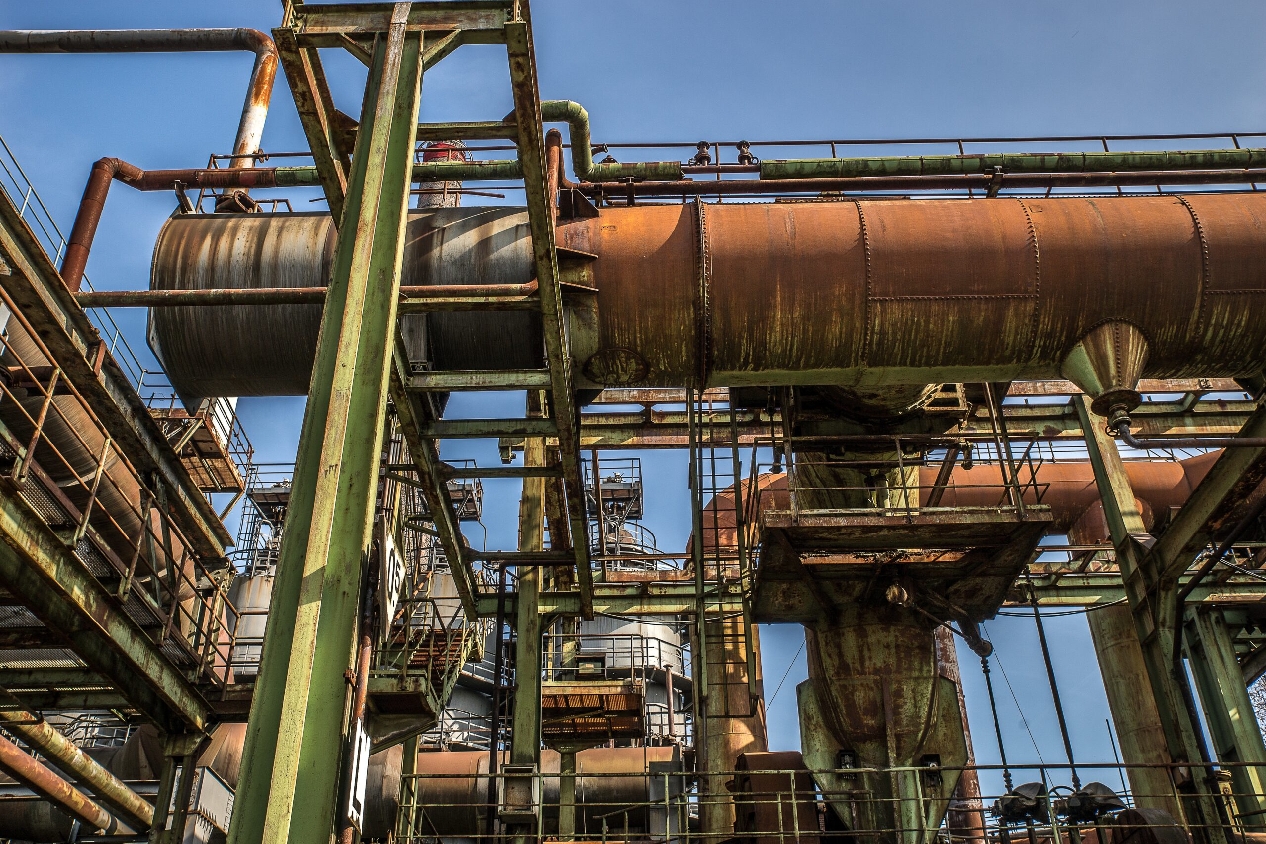 Oil and gas trading and services